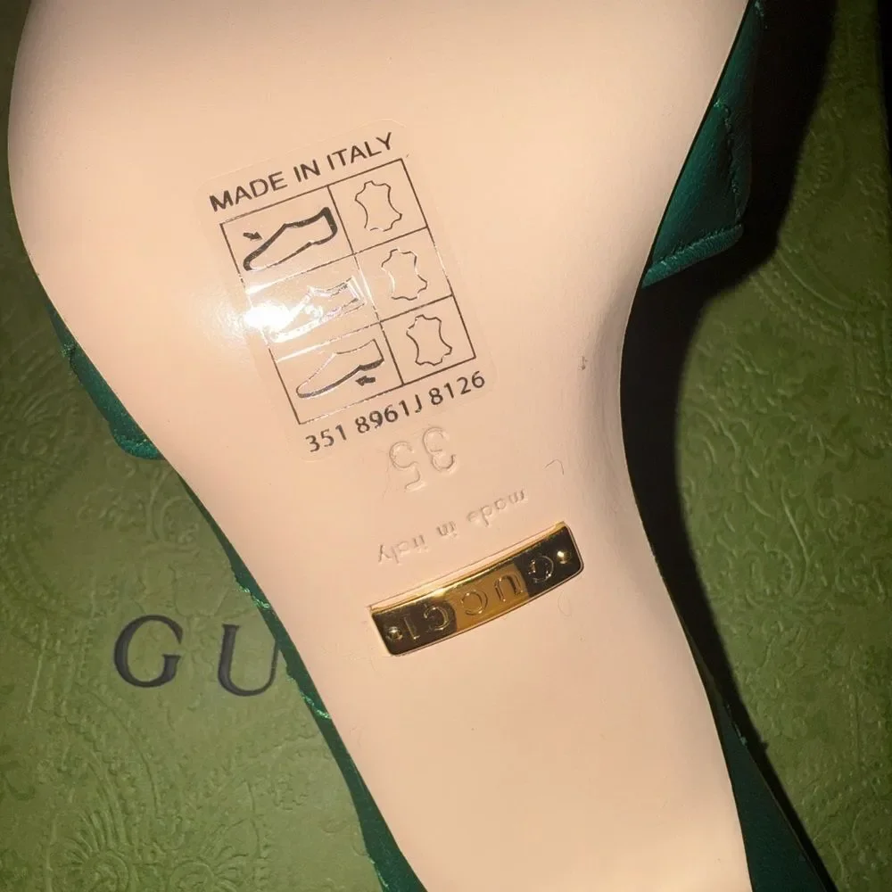 Brand new with box Gucci Double G leather sandals  gold hardware size 5